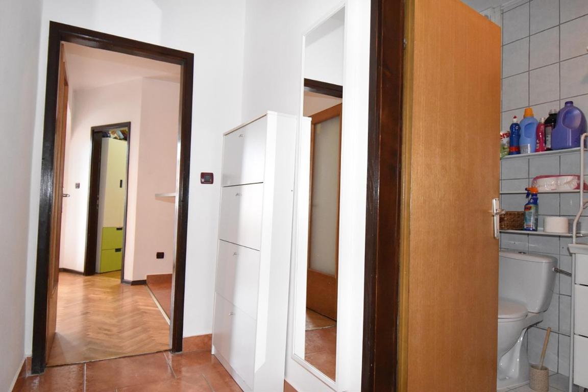 Superior Familiy Apartment Tina เวอร์ซาร์ ภายนอก รูปภาพ